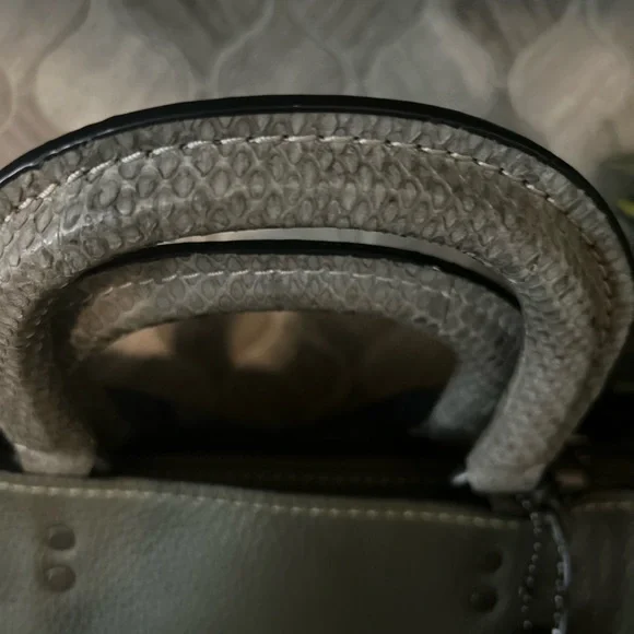 Rogue 36 With Colorblock Snakeskin Detail - Picture 3 of 16